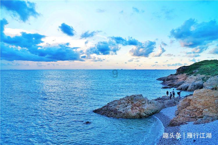 文明一分钟｜寒冬里的温暖！数十人合力送临产孕妇就医