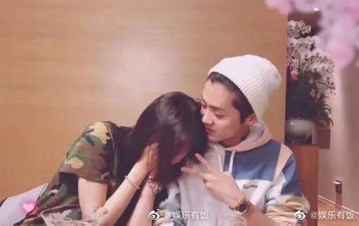 秉承父辈的旗帜，他在狙击美股