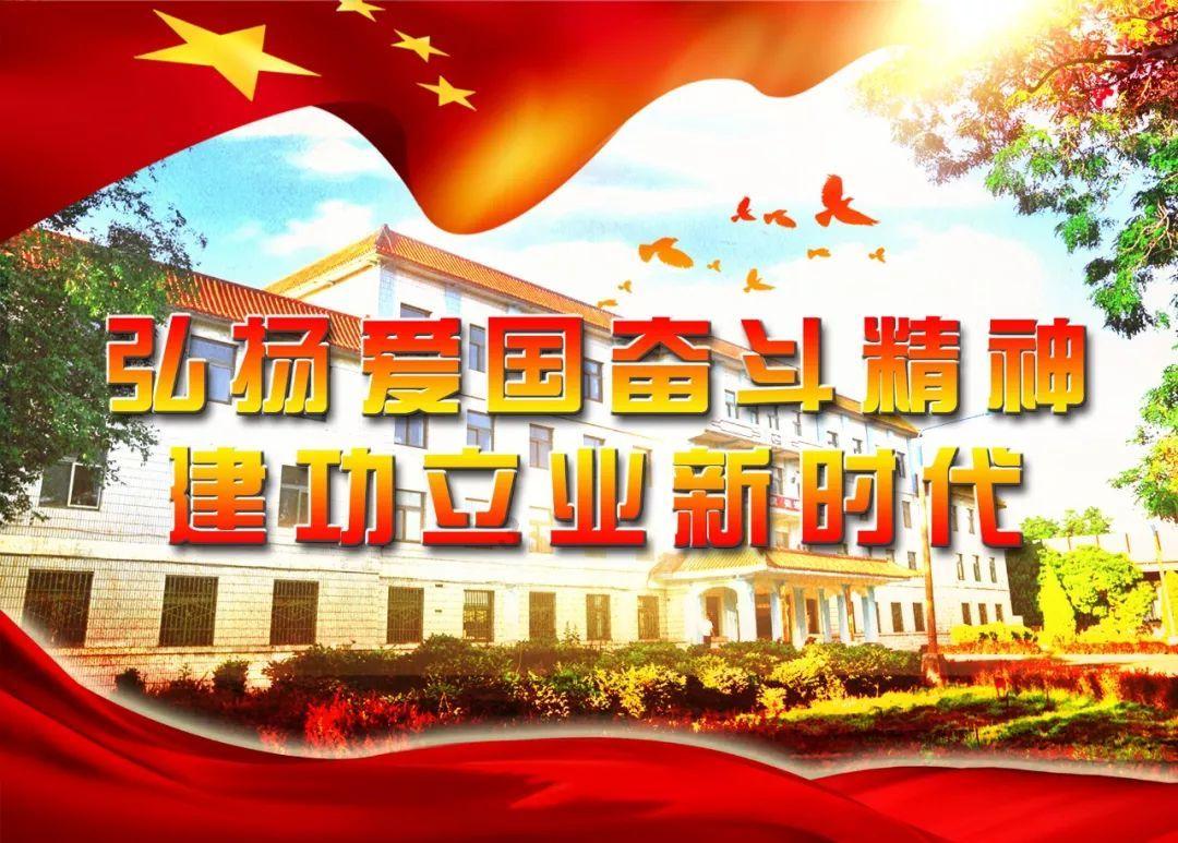 云南盈江：咖啡鲜果成熟收获忙